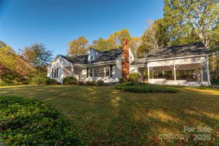 210 Lynch Street, Rutherfordton, NC 28139