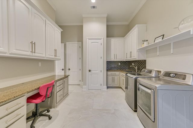 10205 Milky Way DR, Austin, TX 78730