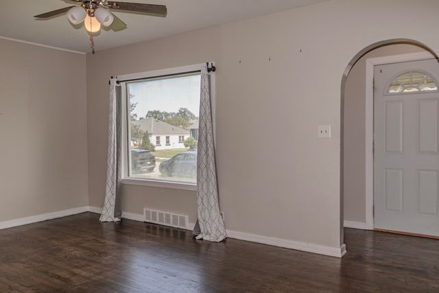 3940 Towle Avenue, Hammond, IN 46327