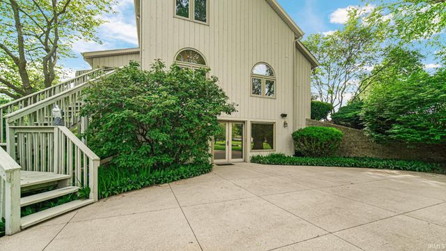 12232 Amber Court, Plymouth, IN 46563