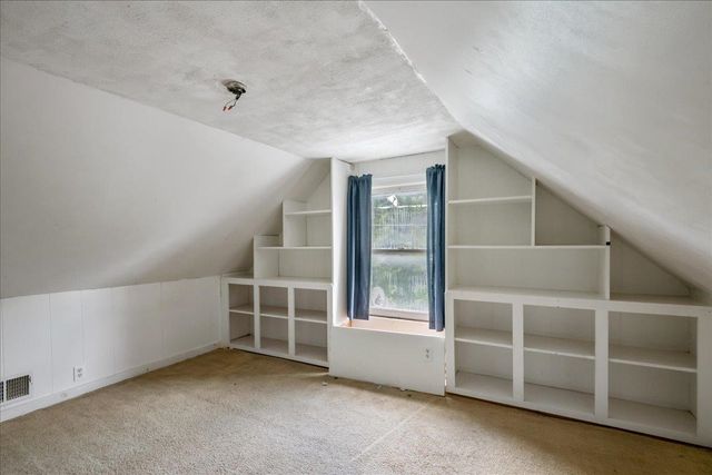 23 Hanna Road, Highgate, VT 05459