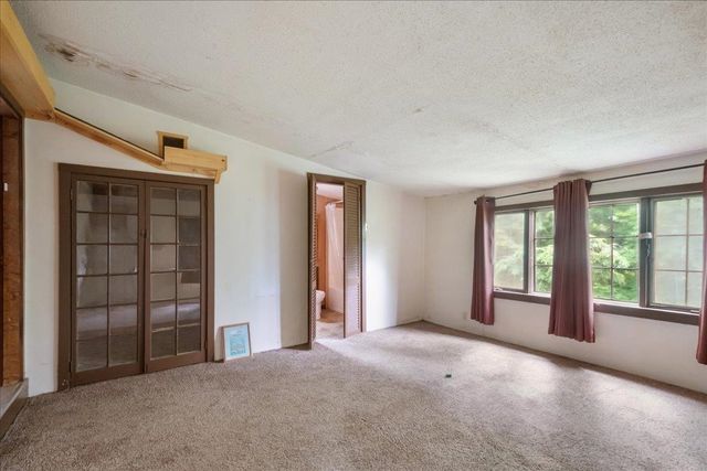 23 Hanna Road, Highgate, VT 05459