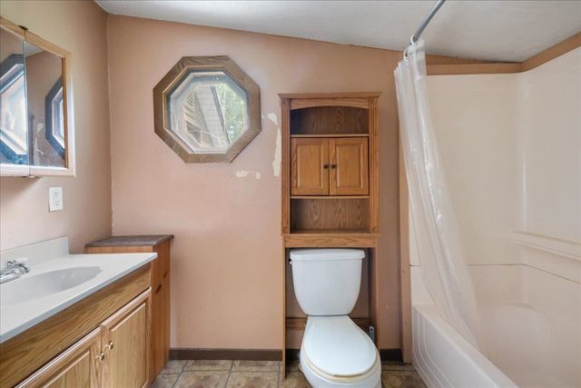 23 Hanna Road, Highgate, VT 05459