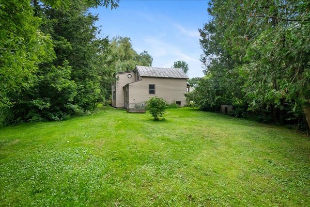 23 Hanna Road, Highgate, VT 05459