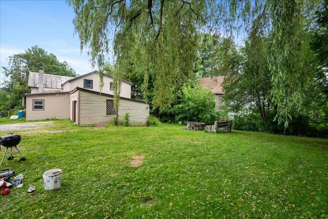 23 Hanna Road, Highgate, VT 05459