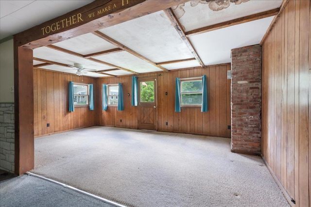 23 Hanna Road, Highgate, VT 05459