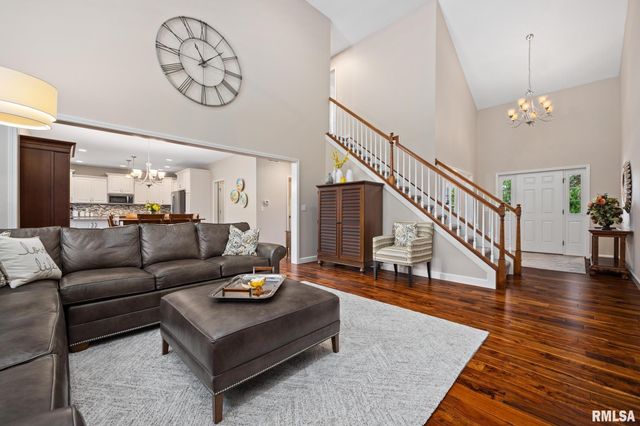 7023 White Fir Drive, Edwards, IL 61528