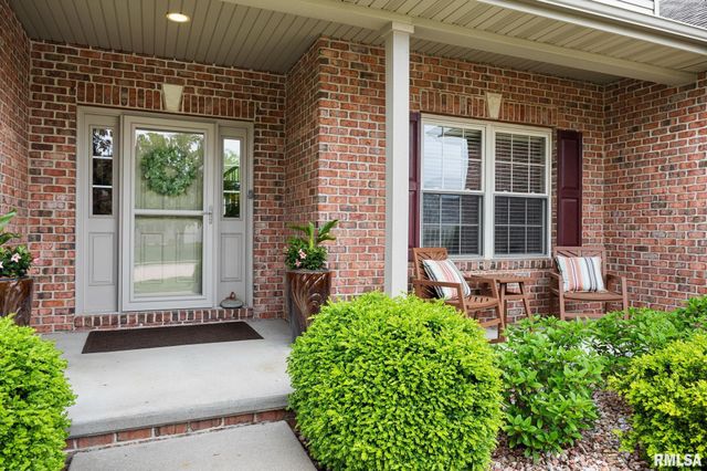 7023 White Fir Drive, Edwards, IL 61528