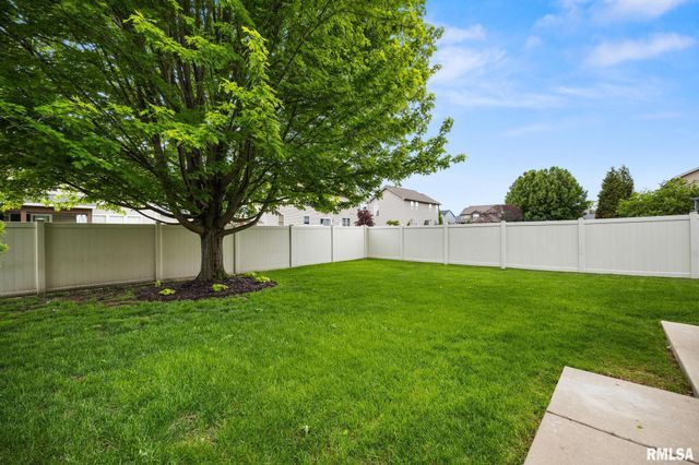 7023 White Fir Drive, Edwards, IL 61528