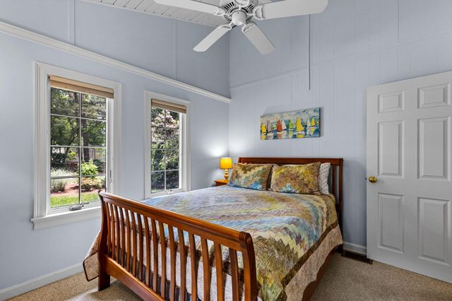 133 Edgewater Drive W, Teaticket, MA 02536
