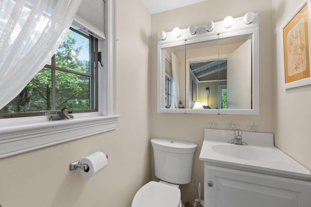 133 Edgewater Drive W, Teaticket, MA 02536