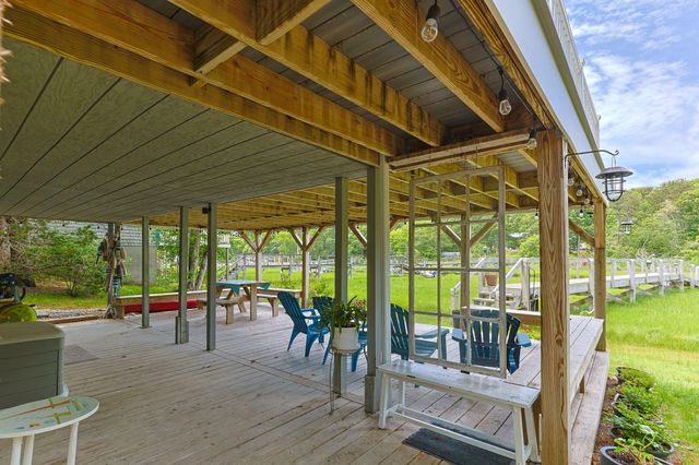 133 Edgewater Drive W, Teaticket, MA 02536