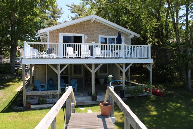 133 Edgewater Drive W, Teaticket, MA 02536