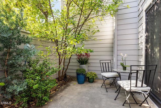 883 Magnolia Avenue 16, Pasadena, CA 91106