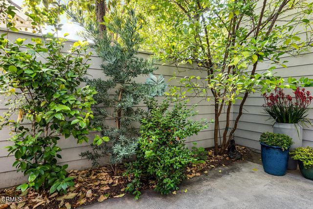 883 Magnolia Avenue 16, Pasadena, CA 91106