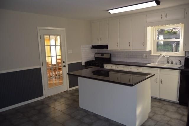 413 Kimbrough Street, White Settlement, TX 76108