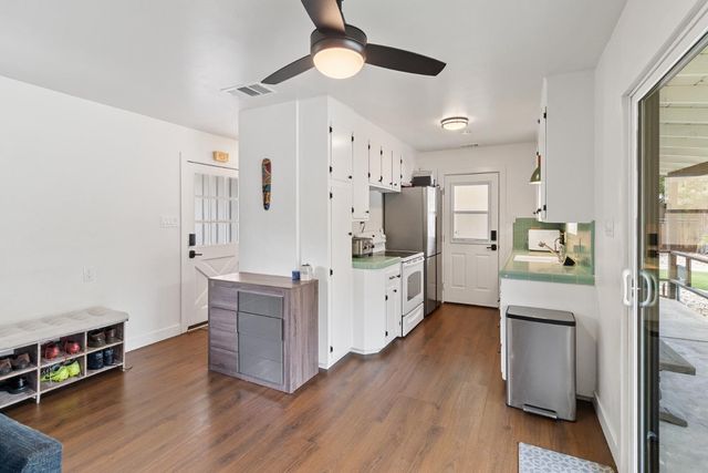 4321 Rand Lane, Sacramento, CA 95864