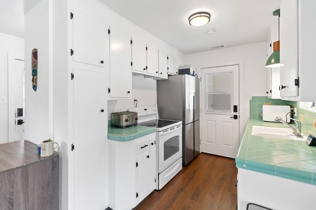 4321 Rand Lane, Sacramento, CA 95864