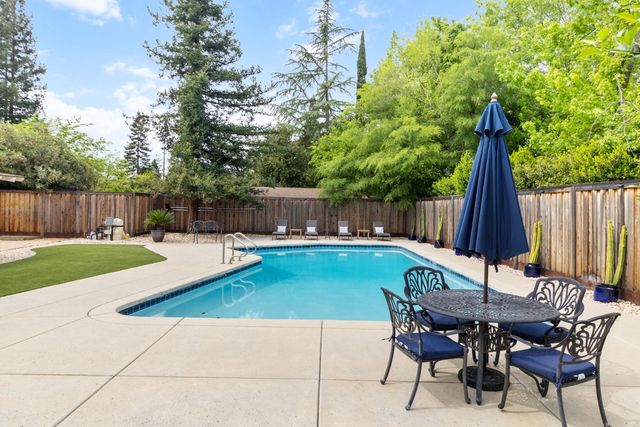 4321 Rand Lane, Sacramento, CA 95864