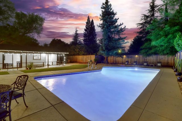 4321 Rand Lane, Sacramento, CA 95864