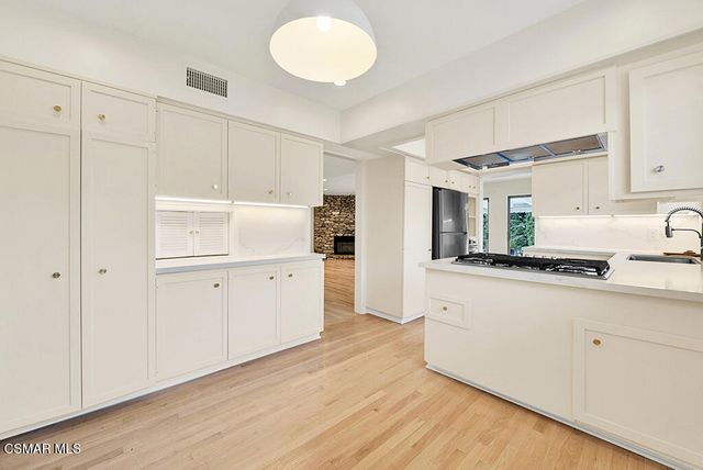 12754 Addison Street, Valley Village, CA 91607