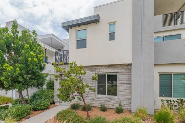 131 Pusan, Irvine, CA 92618