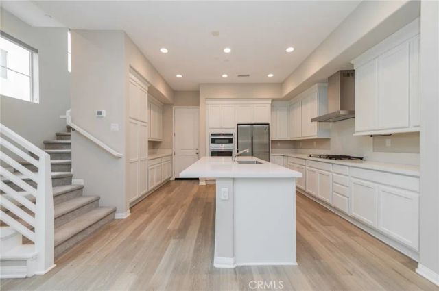 131 Pusan, Irvine, CA 92618