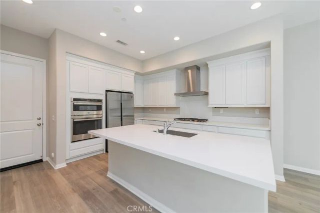 131 Pusan, Irvine, CA 92618
