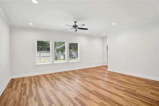1058 Pinemont Drive, Mobile, AL 36609