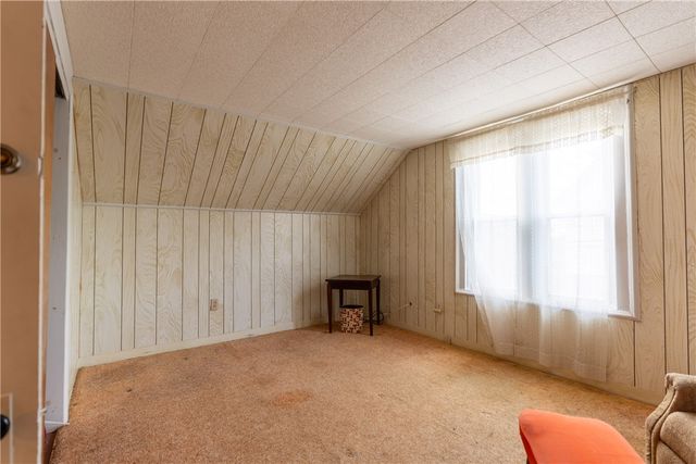 17 Warner Street, Newport, RI 02840