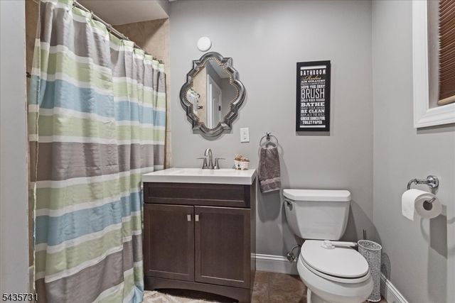 24 Saddle Ridge Rd, Sparta Twp., NJ 07871