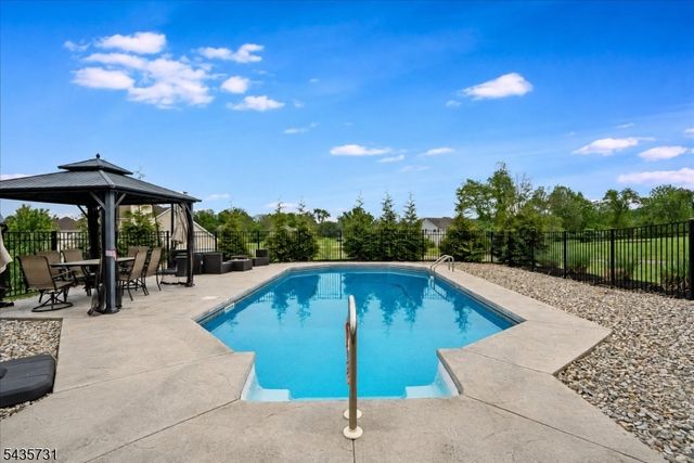 24 Saddle Ridge Rd, Sparta Twp., NJ 07871