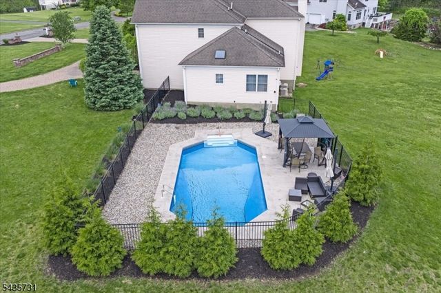 24 Saddle Ridge Rd, Sparta Twp., NJ 07871