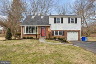 203 SPRUCE RD, Flourtown, PA 19031