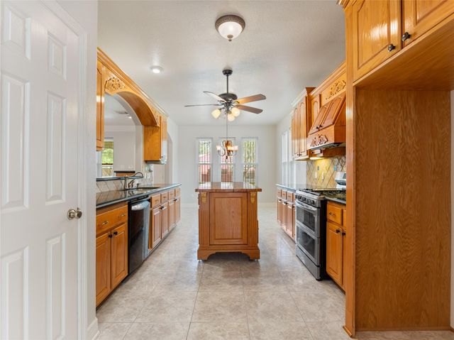 2610 School Street, Needville, TX 77461