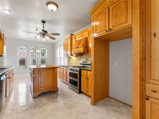 2610 School Street, Needville, TX 77461
