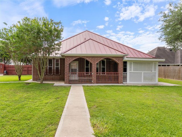 2610 School Street, Needville, TX 77461