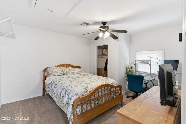 123 Oakwood Place, Forked River, NJ 08731