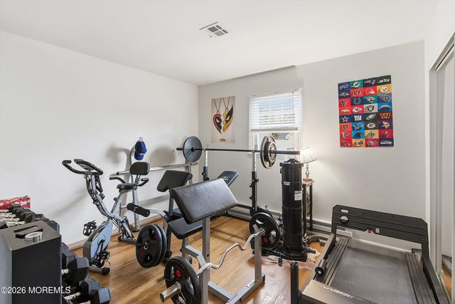 123 Oakwood Place, Forked River, NJ 08731