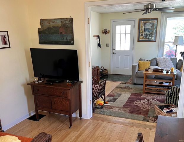 1209 S Madison Street, Bloomington, IN 47403