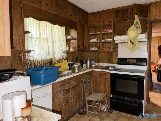 2800 Brashiers Chapel Road, Arab, AL 36016