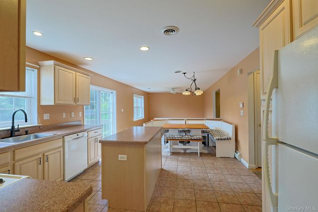 173 Creamery Pond Road, Chester, NY 10918