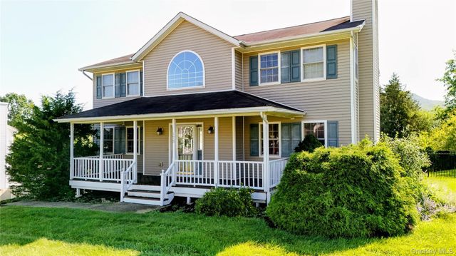 173 Creamery Pond Road, Chester, NY 10918