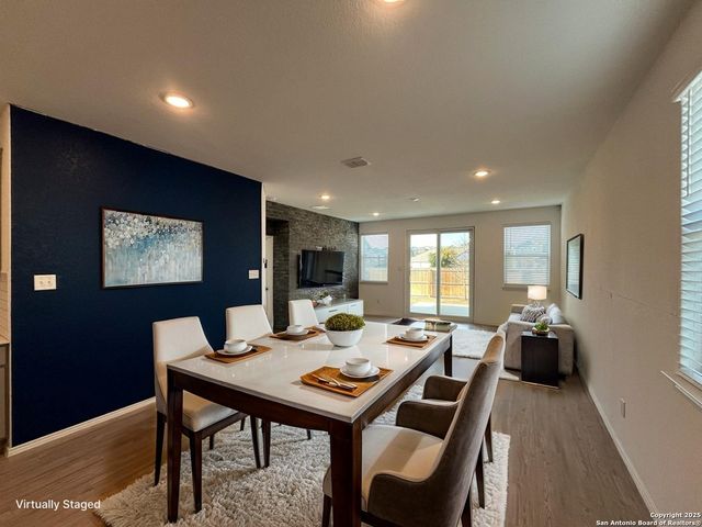 13249 Hagerd Loop, St Hedwig, TX 78152