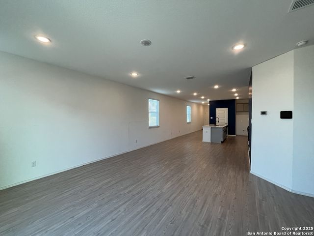 13249 Hagerd Loop, St Hedwig, TX 78152