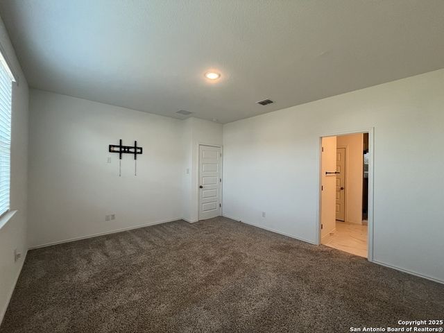 13249 Hagerd Loop, St Hedwig, TX 78152