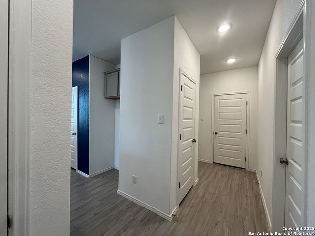 13249 Hagerd Loop, St Hedwig, TX 78152