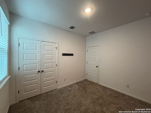 13249 Hagerd Loop, St Hedwig, TX 78152