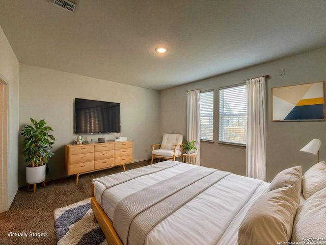 13249 Hagerd Loop, St Hedwig, TX 78152