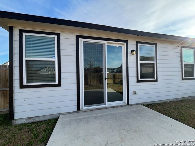 13249 Hagerd Loop, St Hedwig, TX 78152